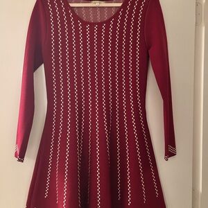 Gianni Bini Burgundy and White Knit Top NWOT